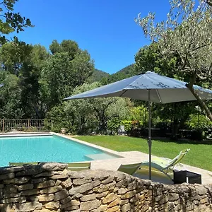 Carre , Seguret France